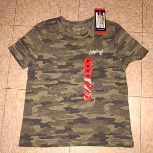 NWT Lucky Brand 🍀 Fatigued Camo Short Sleeved T-shirt size Medium
